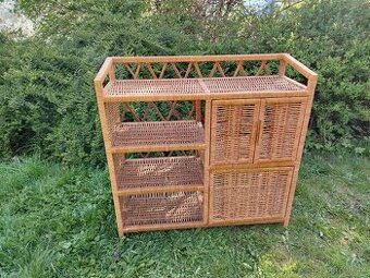 Prodám proutěnou skříňku