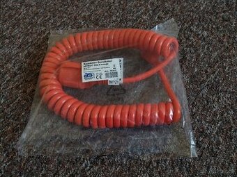 Prodám nový prodlužovací kabel 5 m, 230 V, 16 A.