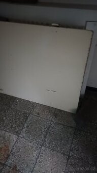 Zdarma 80P dveře bytové vchodové.