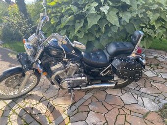 Suzuki VS 600 Intruder