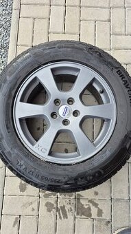 Volvo XC 60 ALU disky s letními pneu