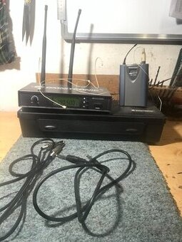 Omnitronic bezdrátová PA mikrofon sada TM-1000, DR-1000, HS-