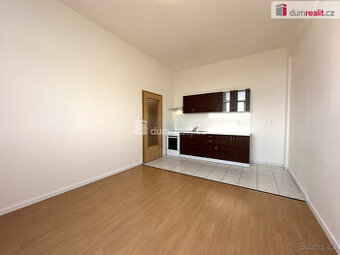 Pronájem slunného bytu 2+kk, Nám. Míru, Zruč nad Sázavou