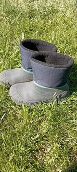 Dětská zimní obuv vel. 33