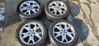 4 ks Alu disky BMW 8,5 J x 18", pneu 245/50 R 18