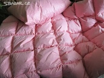 Nová péřová lož. souprava na postel-deka a polštář