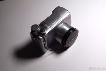 Olympus C-765 Ultra Zoom