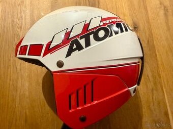 Lyžařská helma Atomic