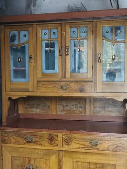 Prodám starý příborník