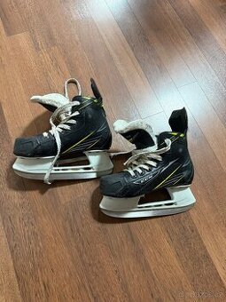 Dětské hokejové brusle CCM vel.32 - 1