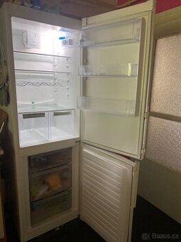 Lednice s mrazákem (fajn do dílny/garaze) - 1