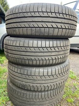 Gripmax Stature H/T 235/60/R17 - 1