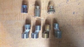 prodám nová prodloužení a excentry k bateriím