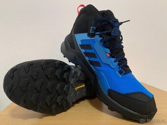 Vysoé trekov boty didas Terrex GoreTx