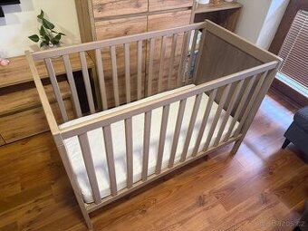 Dětská postýlka + matrace