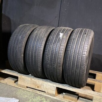 Letní pneu 205/55 R17 91V Michelin 4,5-5mm