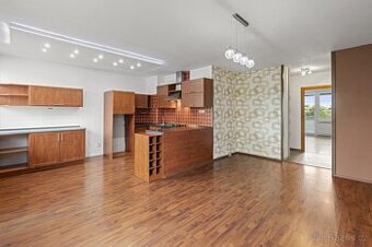 Pronájem bytu 3+kk 79,7 m, ulice Družby, Pardubice - Polabin