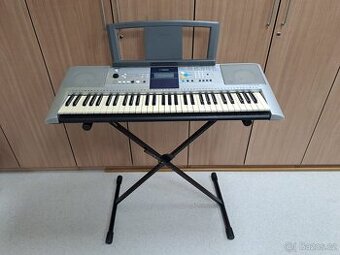 Yamaha PSR-E323