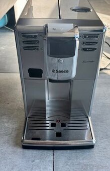 Saeco Incanto Automatický espresovač s nádobou na mléko