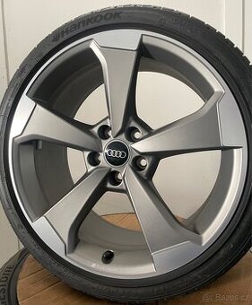 Original Audi sport A4 S4 B9 r19 + 245/35/19 99%