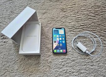 iPhone 11 64gb baterie 95%
