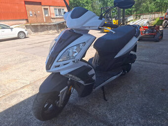 Skutr Maxon 125 super cena
