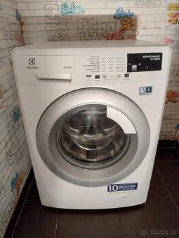Pračka Electrolux EWFB1674BR