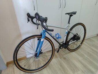 Gravel Marin Gestalt X10 - top stav - velikost M (54) hliník