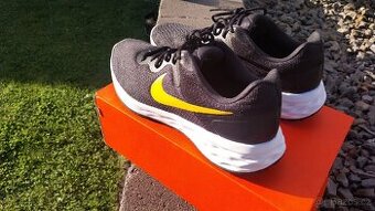 Nike Revolution 6 - 1