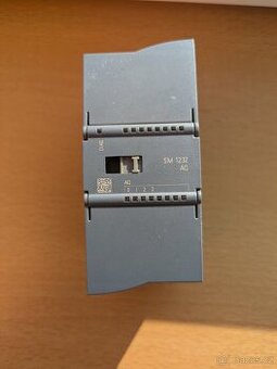 PLC Siemens S7-1200, modul AO SM 1232
