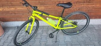 Prodám zánovní lehké kolo FLY 26