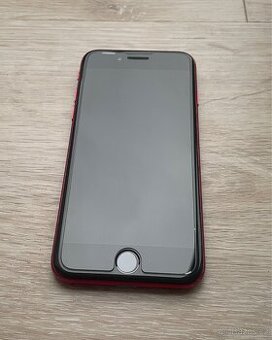 iPhone SE 2020, 256 GB – červený