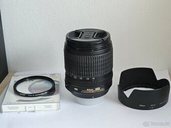 Nikon AF-S DX 18-105mm f3.5-5.6G ED VR + UV filtr