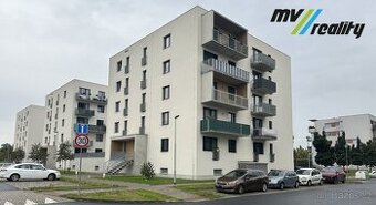 Poděbrady, pronájem bytu 2+kk 50m2 s balkónem 4m2