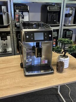 Kávovar Saeco Xelsis SM7683