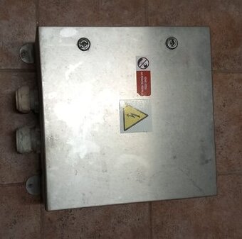 Elektrický rozvaděč nerezový