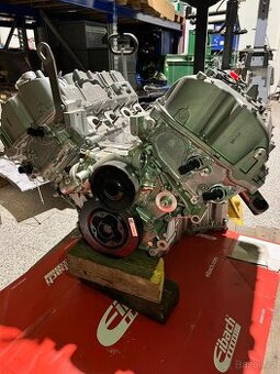 Motor BMW N63B44b NOVÝ