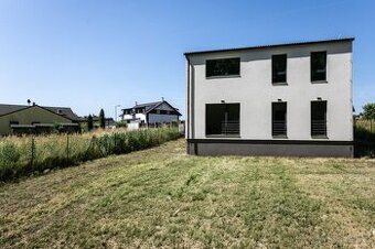 Prodám rodinný dům Nová Ves u Prahy