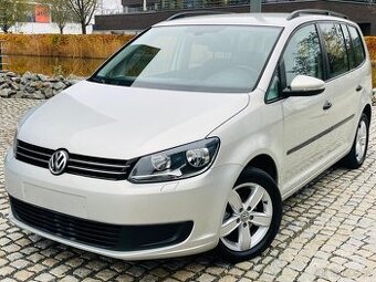 Volkswagen Touran 1.2TSI MANUÁL 77KW 7MÍST VÝHŘEV SENZORY