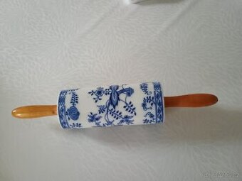 cibulák váleček na nudle