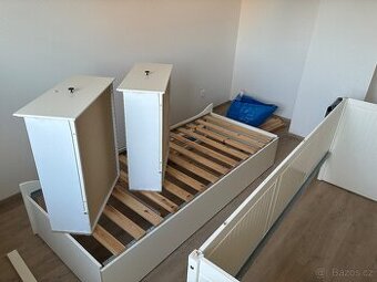 Postel Ikea Hemnes