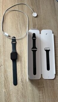 Apple Watch 8, 45mm, Nike řemínek