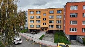 Byt v os. vl. 3+1 s balkónem po zdařilé rekonstrukci, Ostrav