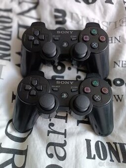PS3 ovladač.. cena 650kč. Ks. Čti popisek..