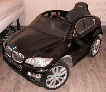 Dětské auto BMW X6