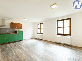 Pronájem bytu 1+kk Komenského, Husinec