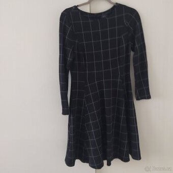 Dámské šaty značky Marks Spencer velikost 38
