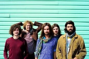 Tame Impala Praha Sezení 111