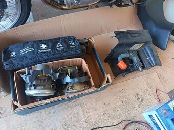 Bmw E30 přední a zadní světla + drobnosti