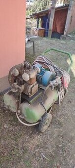 Vzduchový kompresor